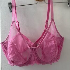 Elegant Sheer Lace Bra in Pink
